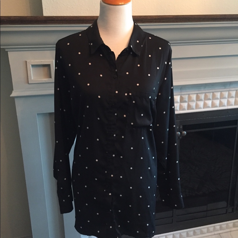 Old Navy Star Print Long Sleeved Button Down